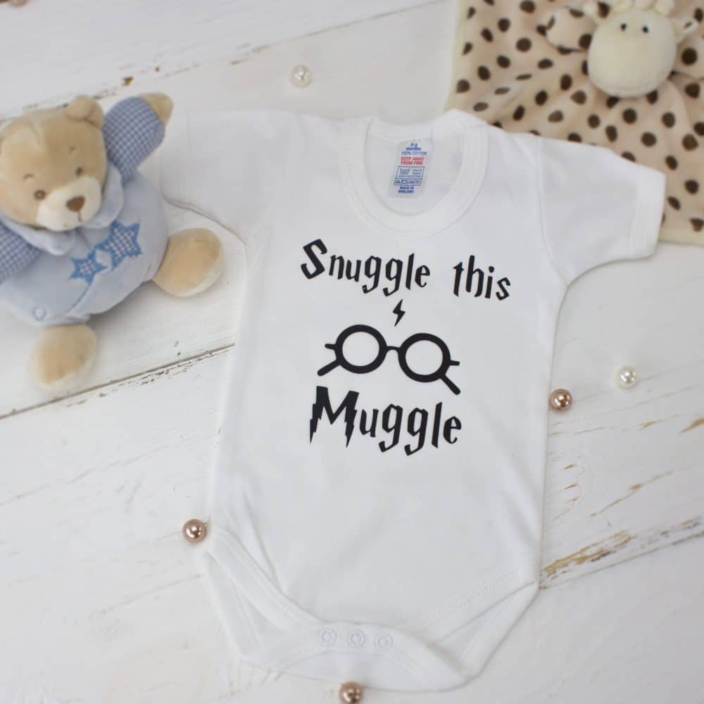 ‘Harry Potter Baby Bodysuit “Snuggle this Muggle”