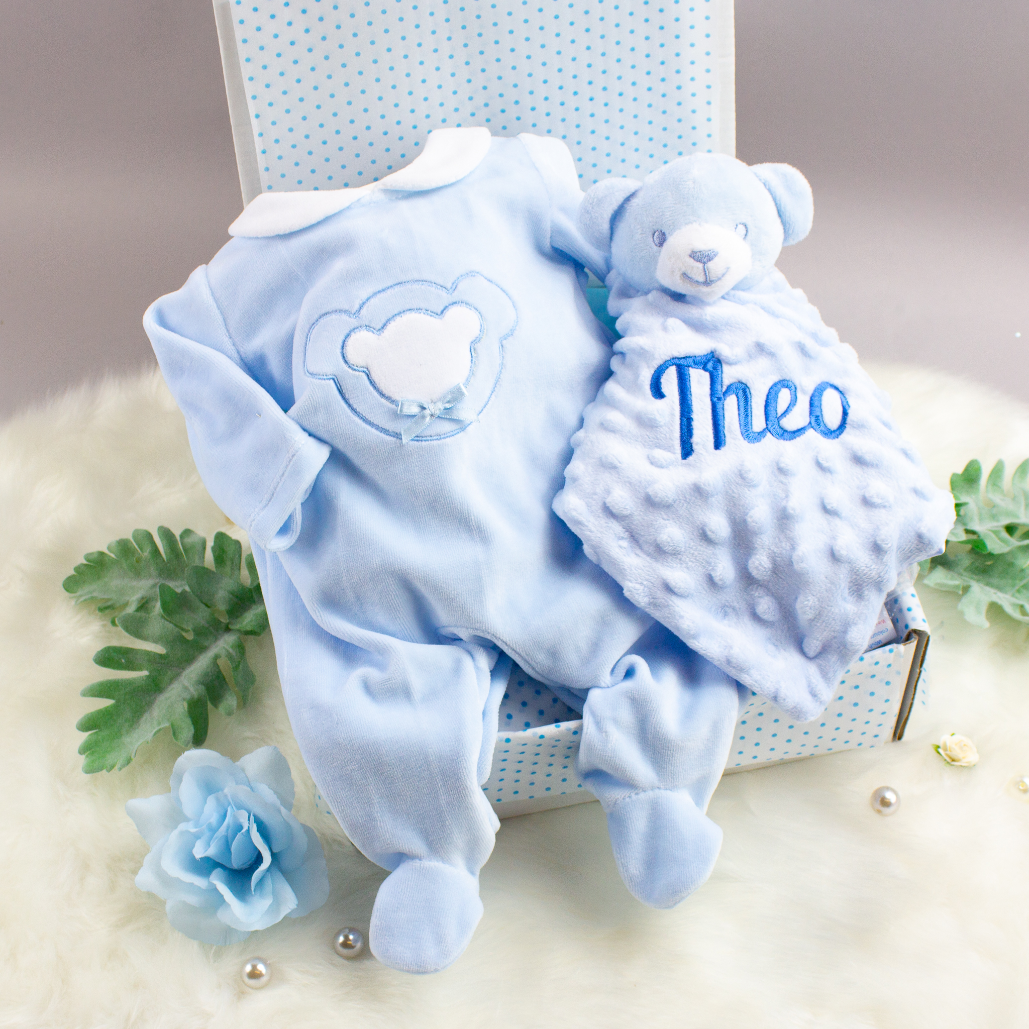 Personalised BLue Baby CLothes gift box